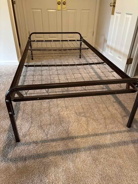 Photo of free Twin metal bed frames (Fairfax station/Lorton) #1