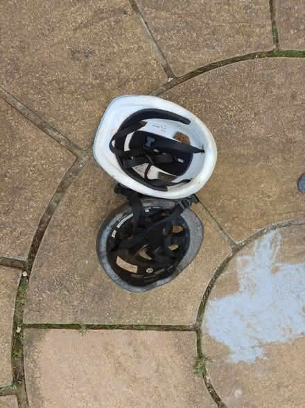 Photo of free Kids bike helmet XS (Swanston EH10 7H) #2