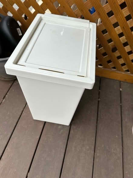 Photo of free White kitchen garbage can (Bloomingdale) #1