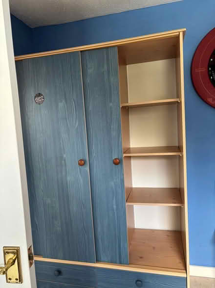 Photo of free Wardrobe with drawers and shelves (Billericay CM12) #2