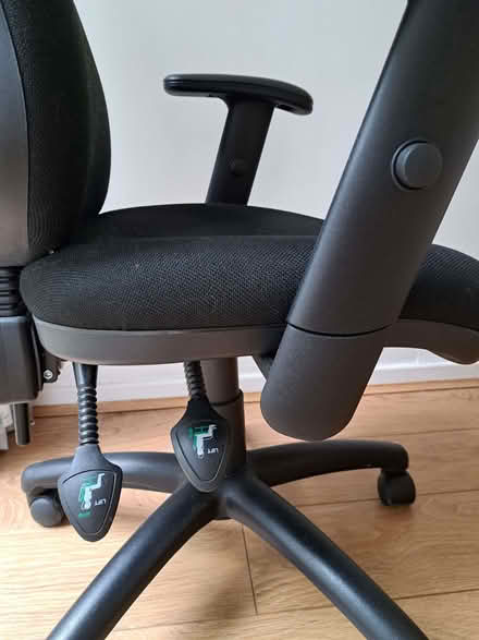 Photo of free Office chair (Park Hill CR0) #1