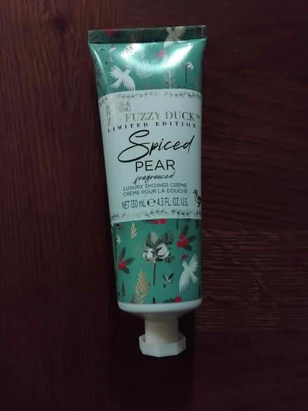 Photo of free Various bath stuff (Lowedges S8) #2