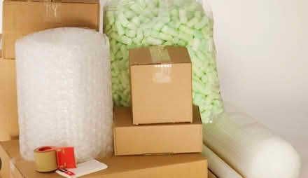 Photo of Packing materials (mainly bubble wrap) (Skerton LA1) #1