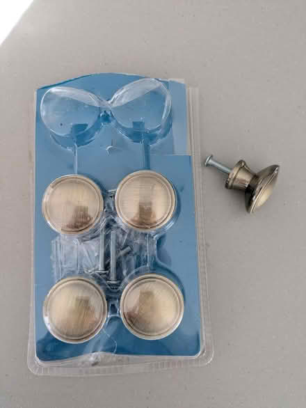 Photo of free B and Q metal knobs 3cm diameter (West Bridgford Nottingham) #1