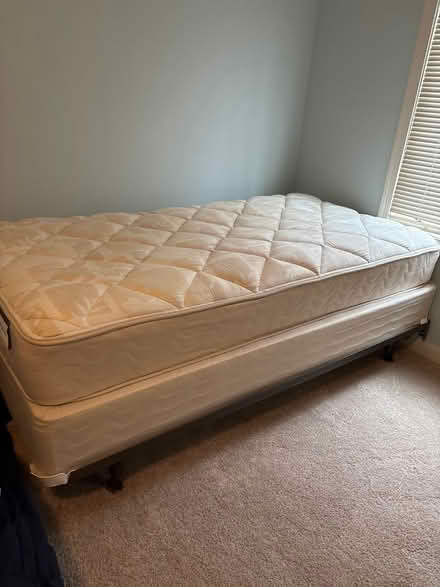 Photo of free Twin metal bed frames (Fairfax station/Lorton) #3