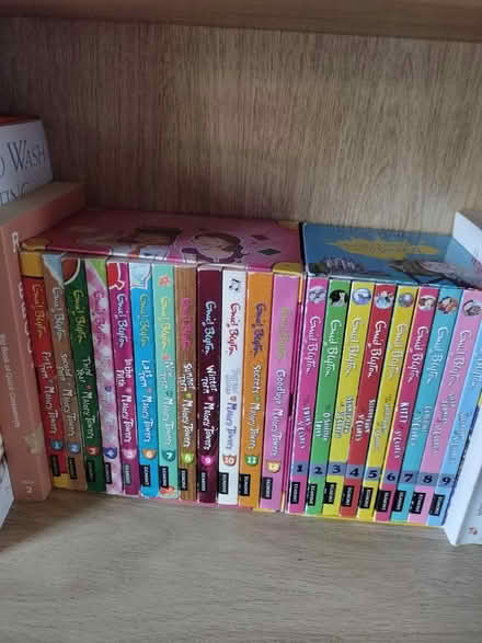 Photo of free Box set Enid Blyton Mallory Towers books (Rowner PO13) #1