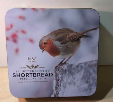 Photo of free Biscuit Tin (Stroud) #1