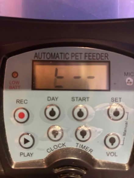 Photo of free Large Capacity Automatic Pet Feeder (Ferndown BH22) #3