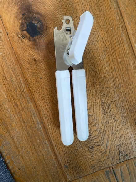 Photo of free Tin opener (Camden Square NW5) #1