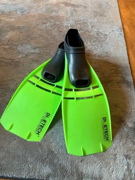 Photo of free Men’s flippers (Wycombe marsh HP11) #1