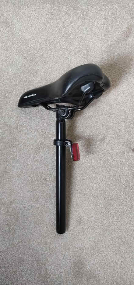 Photo of free Bike seat (Berkhamsted HP4) #1