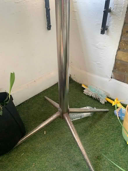 Photo of free Round table about 80 cm wide (E1W) #4