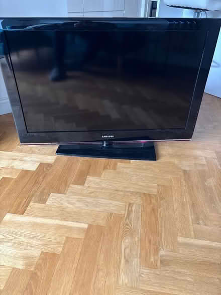 Photo of free 40 inch Samsung tv (Ockbrook DE72) #3
