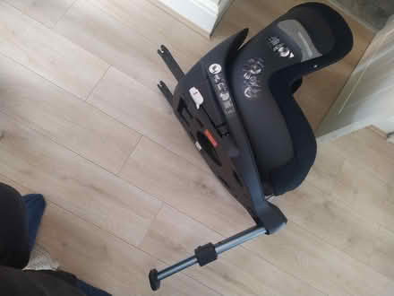 Photo of free Children car seat (Luton) #2