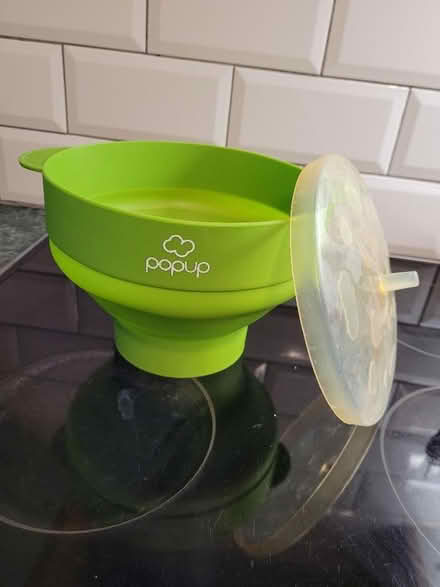 Photo of free Microwave popcorn popper (Knaresborough HG5) #2
