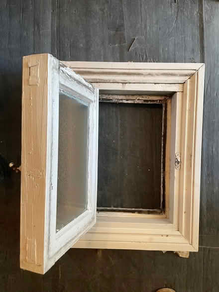 Photo of free Small window (N16) #1