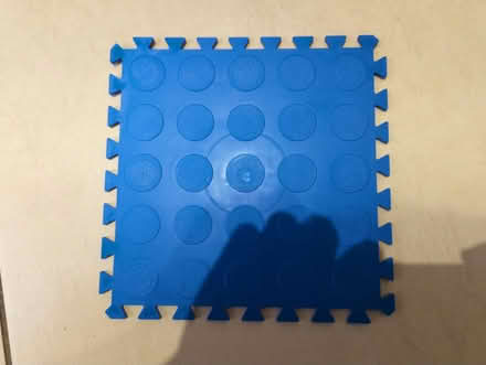Photo of free Garage floor tiles in blue (Kenpshott RG22) #2