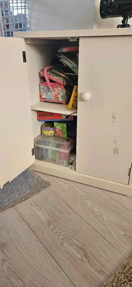 Photo of free solid small unit (tw7 7ew) #2