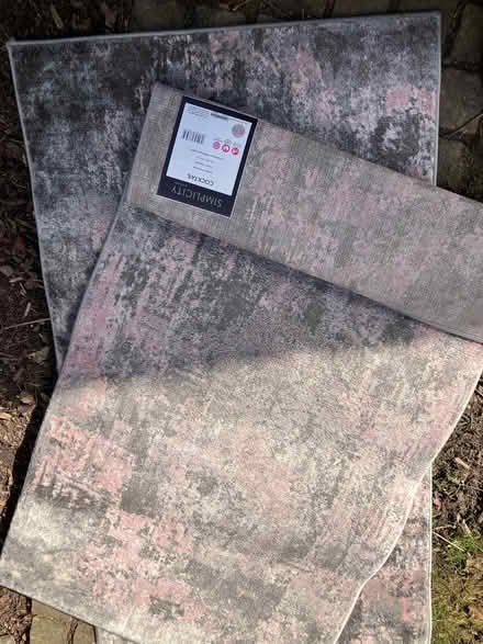 Photo of free small rugs (80 cms x 150 cms) (Wargrave RG10) #1