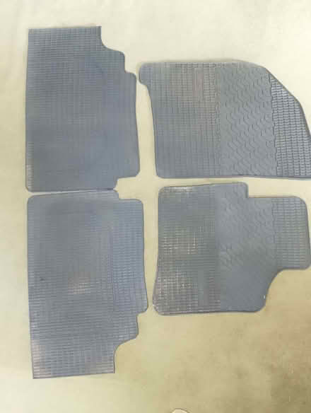 Photo of free Set of floor mats for Renault Scenic (Halstead CO9) #2