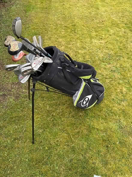 Photo of free Golf Clubs and bag (Wheathampstead AL4) #1