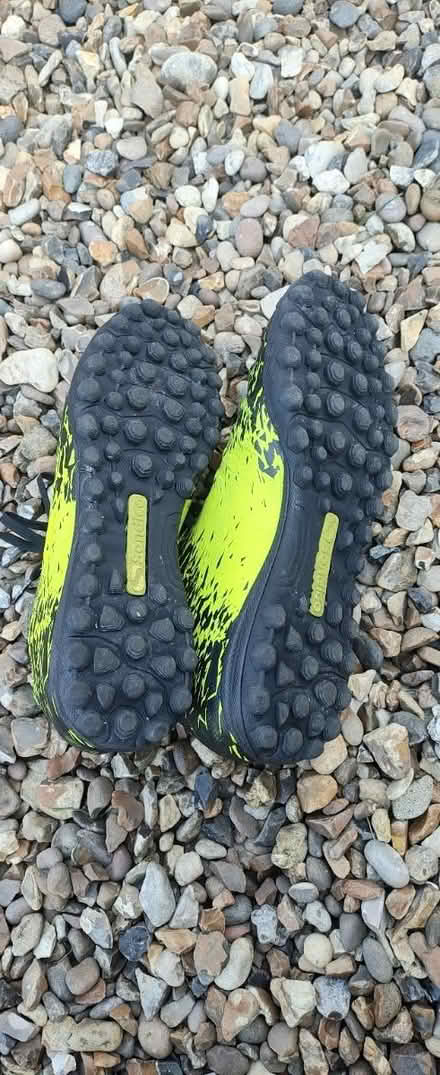 Photo of free Astro turf football boots (Nr7) #2