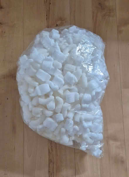 Photo of free Packing Peanuts (Ilford IG1) #1