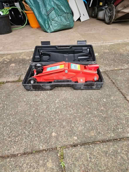 Photo of free Trolley Jack - 2 tonne (Newton Mearns G77) #1