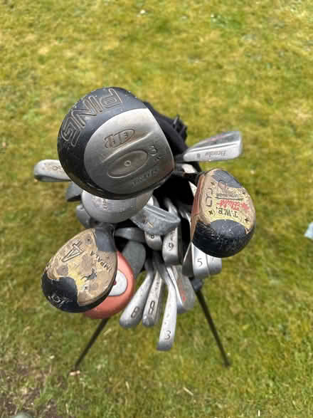 Photo of free Golf Clubs and bag (Wheathampstead AL4) #2