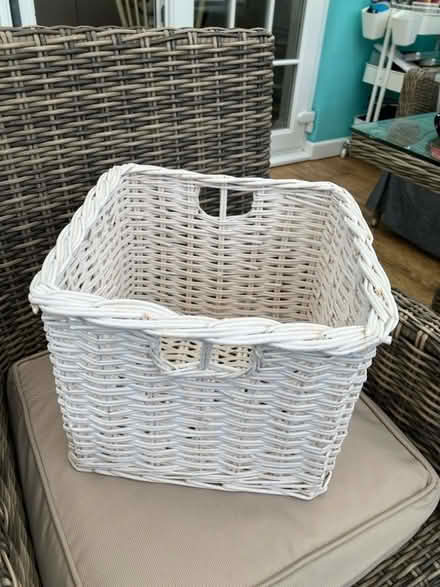 Photo of free Basket (Sutton Pools OX14) #1