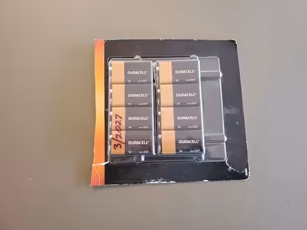 Photo of free 8x 9V Duracell batteries (South Bellevue) #1