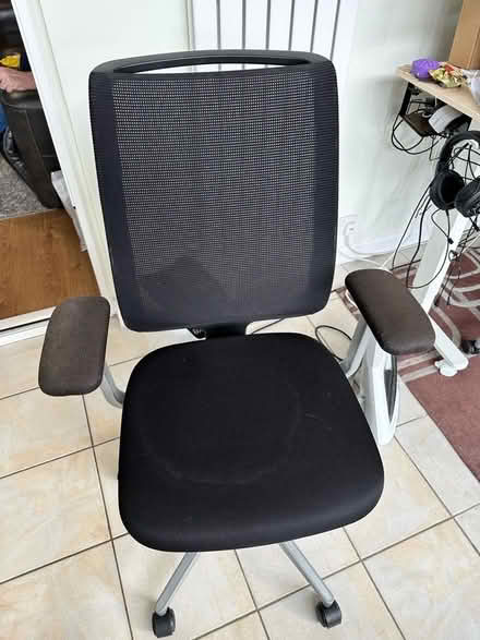 Photo of free Black office chair with armrests (Poplars SG2) #1