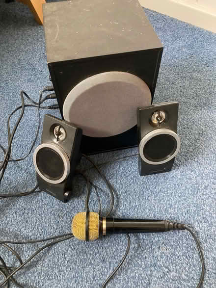 Photo of free Speaker set (West Oxfordshire OX28) #1