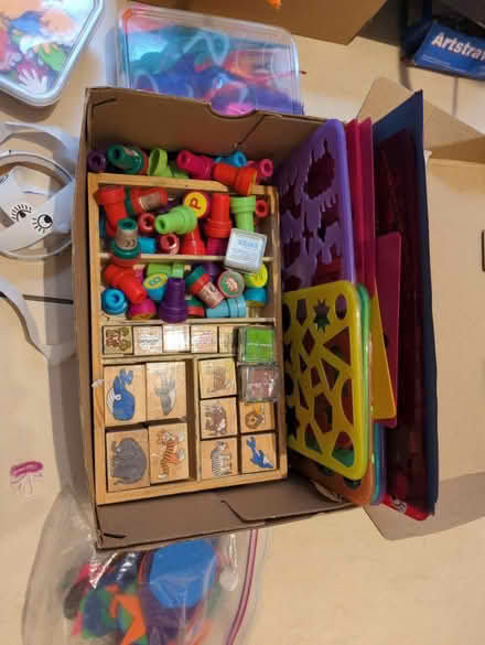 Photo of free Craft materials for children (Kenpshott RG22) #1