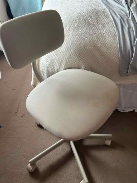 Photo of free Swivel chair (Bannockburn FK7) #1