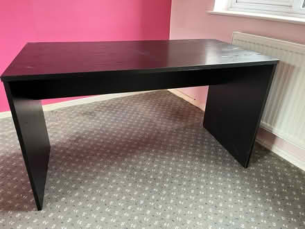 Photo of free Office desk (Littlethorpe LE19) #1