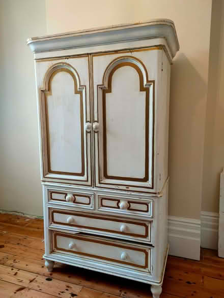 Photo of free Wooden wardrobe (Hove BN3) #3