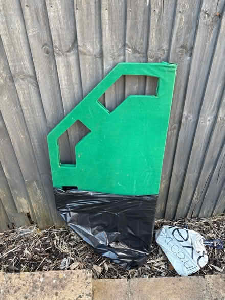 Photo of free Poker table with chip holder (Wycombe marsh HP11) #1