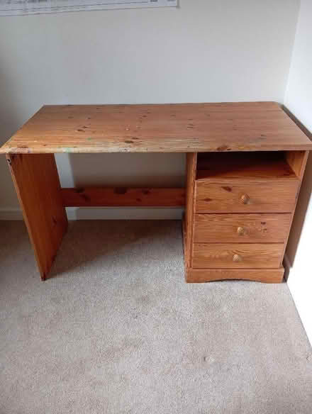 Photo of free Wooden desk with drawers (Kingston Bagpuize OX13) #1