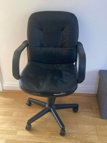 Photo of free Office chair (Streatham) #1