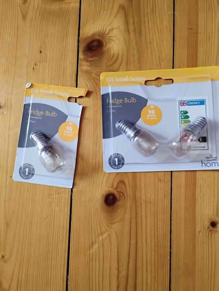 Photo of free Fridge lights x 3, incandescent (Seafield EH7) #1