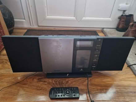 Photo of free Ipod, CD, Radio Player (Oadby) #1