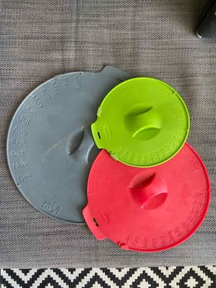 Photo of free Silicone pot lids (Morden SM4) #1