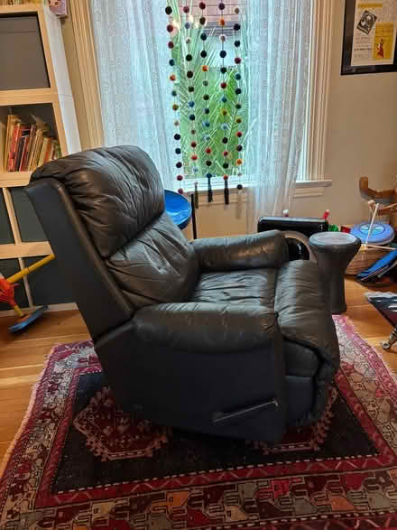Photo of free Recliner (Carleton st. Berkeley) #2