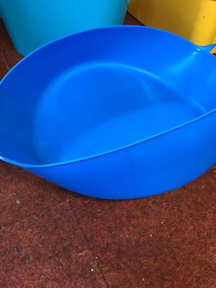 Photo of free Two toddler’s play containers (Wychwood Avenue LU2) #2