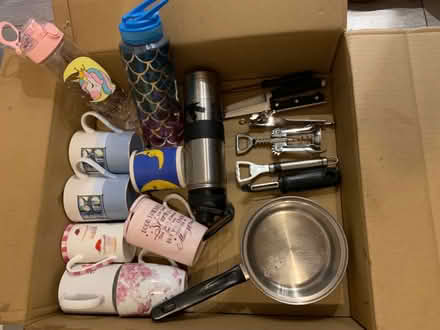 Photo of free Various kitchen items (BS11) #1