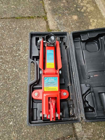 Photo of free Trolley Jack - 2 tonne (Newton Mearns G77) #2