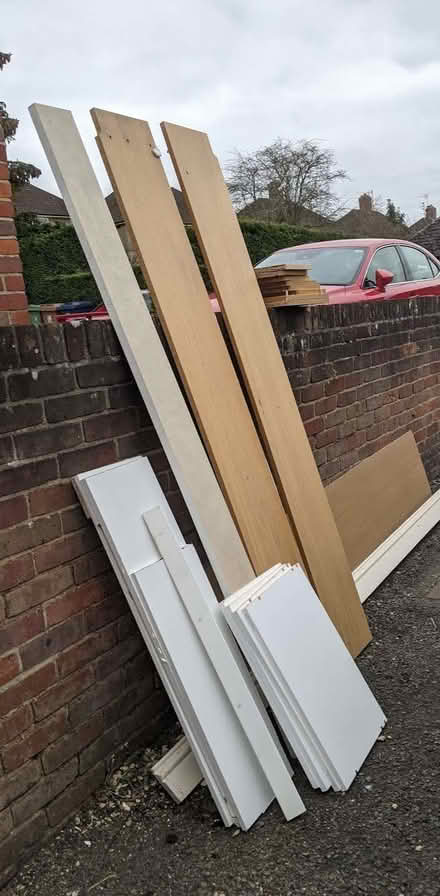Photo of free Various shelving units (New Marston OX3) #1