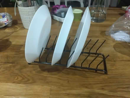 Photo of free Plate holder (Buggs Bottom RG4) #2