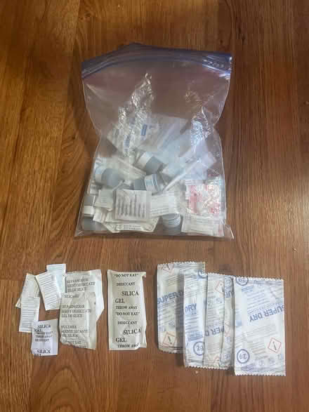 Photo of free Silica Gel Packets (Derry/Bronte Rd) #1